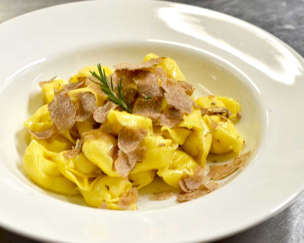 Simple White Truffle Tortelloni 👨🍳