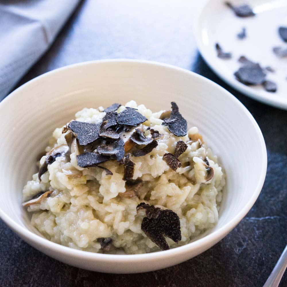 Fresh Istrian Black Winter Truffles (Tuber Melanosporum)